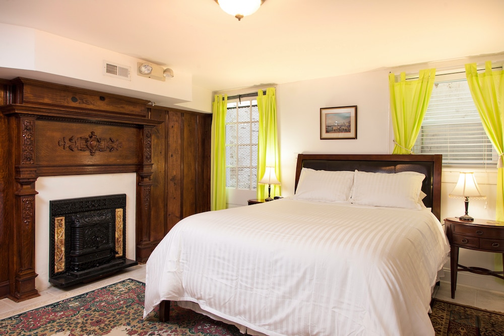 After you've spent an afternoon at Rock Creek Park in DC, retreat back to our Washington DC Bed and Breakfast 