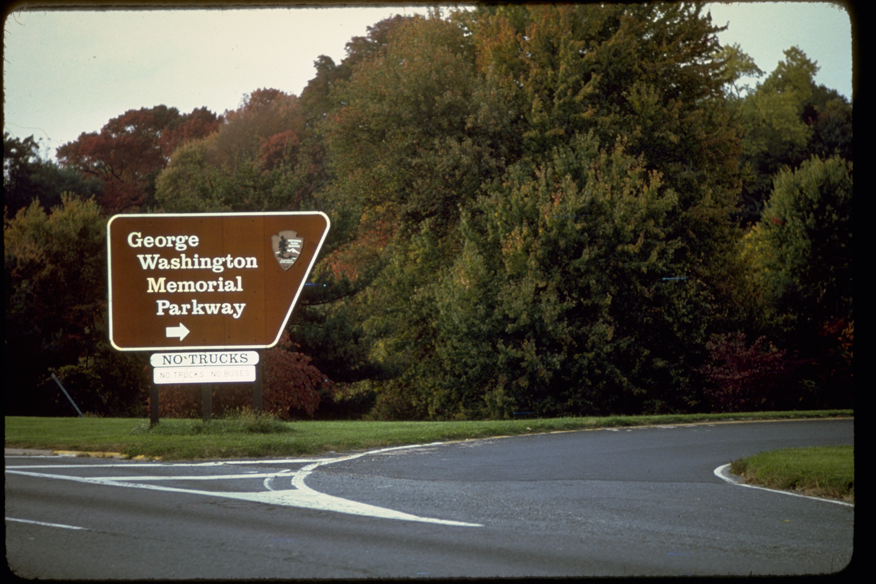 George Washington Memorial Parkway GEME8262